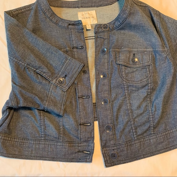 torrid Tops - Torrid crop denim top